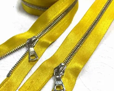 фото Молния RIRI атласная 4мм желтая 70см