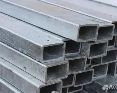 фото Труба профильная 100х50х3