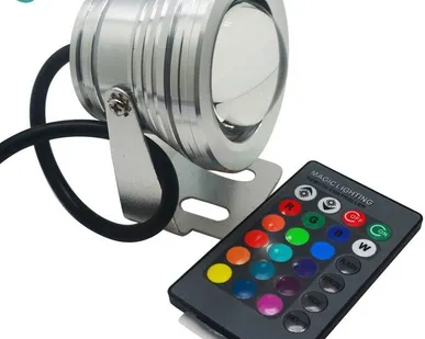 фото LED прожектор RGB 10 вт 12в c пультом