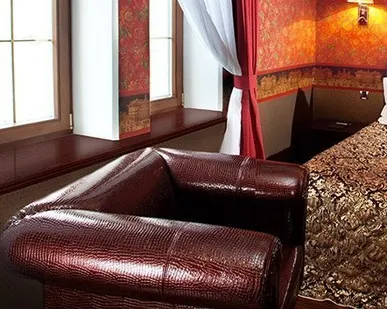 фото Подоконник Danke Mahagony красное дерево глянец.