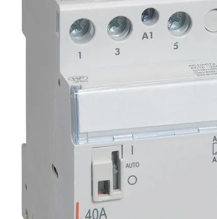 Фото №0 Контактор мод. 40А/3п 3НО 230В с ручкой упр. CX3 Leg 412549