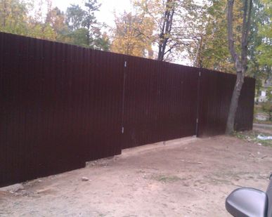 фото Забор из профнастила