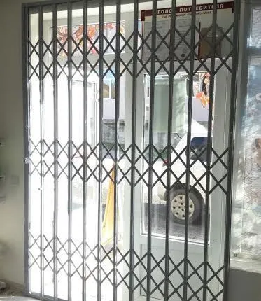 Фото №0 Раздвижные решетки