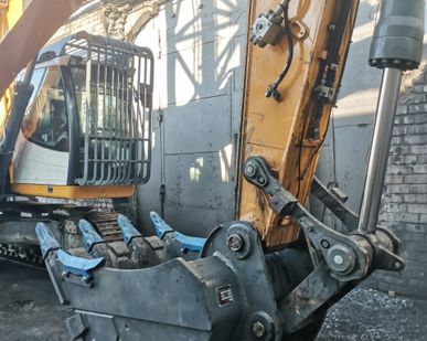 фото CAT349 Ковш скальный V-2,8 м3