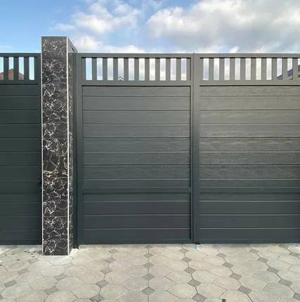 Фото №0 Распашные ворота с решеткой