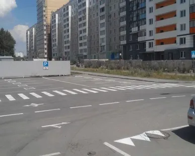 фото Нанесение дорожной разметки