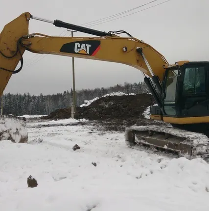 Фото №0 Аренда Гусеничные экскаваторы  в Сыктывкаре
