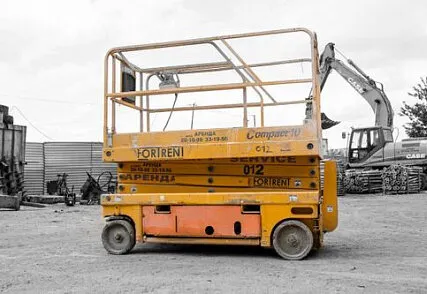 Фото №0 Аренда ножничного электрического подъемника Haulotte Compact 10