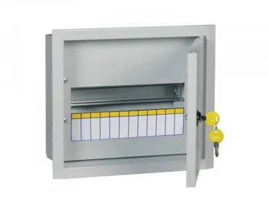 фото Щит встраиваемый металлический ЩРв-12з IP31 с замком ИЭК