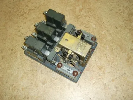 Фото №0 Контактор КМ2213-13