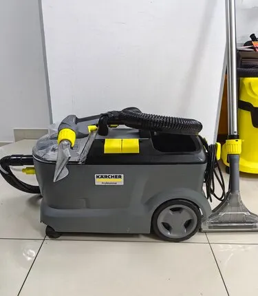 Фото №0 Моющий пылесос Karcher Puzzi 10/1