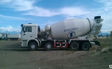 фото Автомиксер Shaсman F2000, 8х4 375л.с.