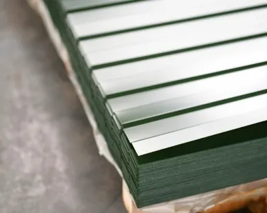 фото Профлист С-8 / зеленый / 0.45 мм - С-8 - Розница - Глянцевая - с ЛКП - Стандартные - RAL 6020 / Хромовый зеленый - Первый