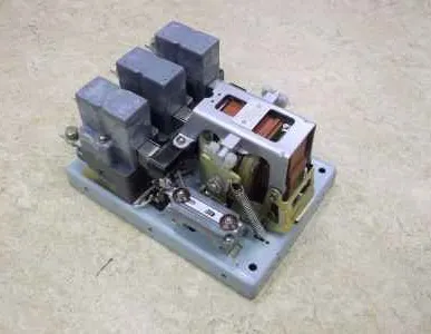 фото Контактор КМ2354-16