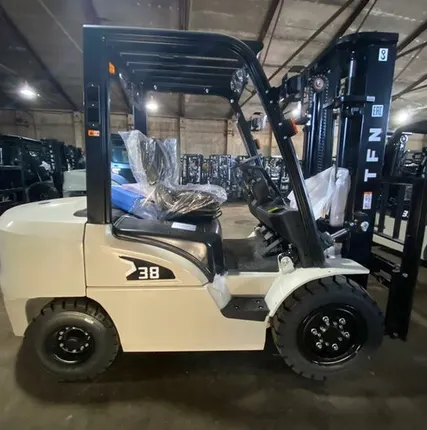 Фото №0 Погрузчик дизельный CPCD38-XRW55F