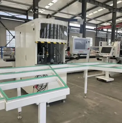 Фото №1 Углозачистной станок с чпу для пвх 3-х осевой