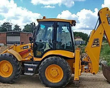 фото Аренда экскаватора-погрузчика JCB (заказ от 4 часов)