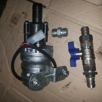 Фото №0 Насос на бак щеточного оборудования УМДУ 80/82 (320) с увлажнением