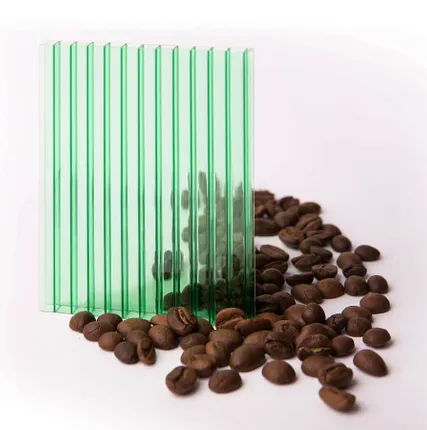 Фото №1 Сотовый поликарбонат PRIMAVERA Зеленый 16 мм (2,1*12 м)