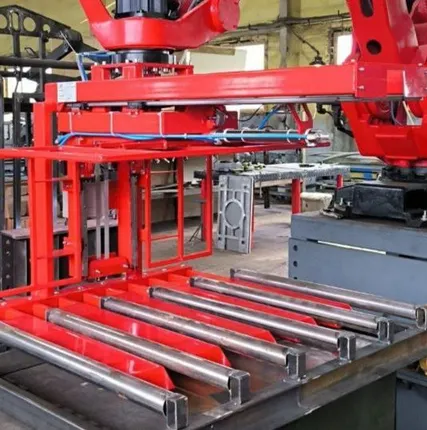 Фото №0 Вилочный захват для утеплителей