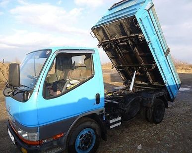 фото Вывоз строительного мусора самосвалом 3т