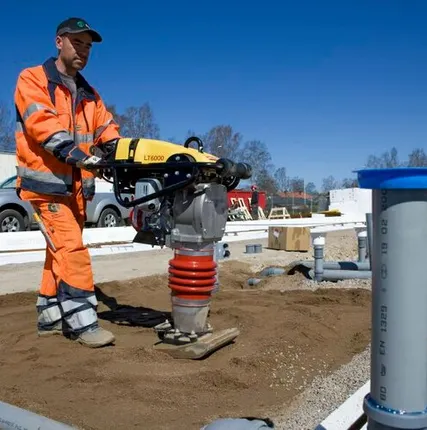 Фото №0 Трамбовки для грунта Dynapac LT 7000 в аренду