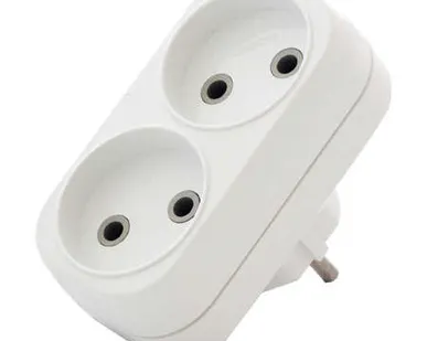 фото Разветвитель 2 гнезда без заземл. плоский 6А UNIVersal А202
