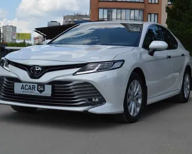 фото Toyota Camry 70