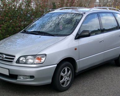 фото Аренда с выкупом Toyota Ipsum