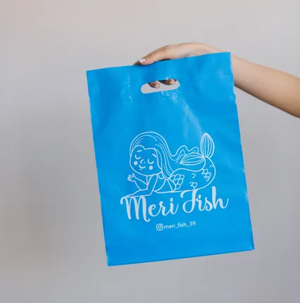 Фото №0 Пакет с вырубной ручкой "Meri Fish"