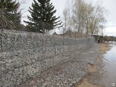 Фото №0 Земляные работы -укрепление берега