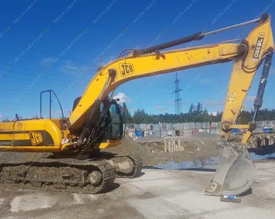 фото Аренда гусеничного экскаватора JCB JS 220S, Санкт-Петербург