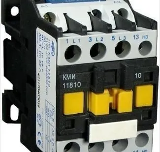 фото Контактор КМИ-10910 9А 220В ИЭК