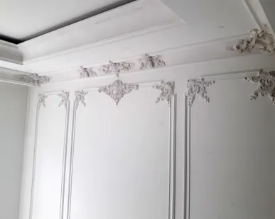 фото Рамки из гипса. Молдинги. Уголки.