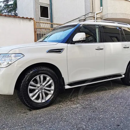 Фото №0 Nissan Patrol (белый)