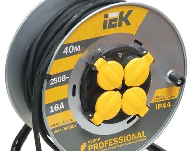 фото Удлинитель на мет. катушке 4х40м с заземл. 16А IP44 УК40 "Professional" с термозащ. КГ 3х1.5 ИЭК WKP16-16-04-40-44