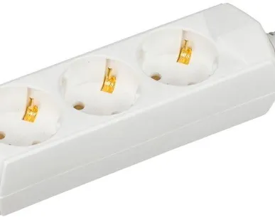 фото Удлинитель 3х5м с заземл. 10А 250В У03 GENERICA 2P+PE 3х1кв.мм IEK WYP10-10-03-05-Z-G