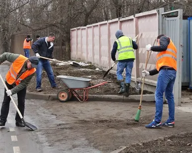фото Уборка территорий, строительных площадок, цехов.