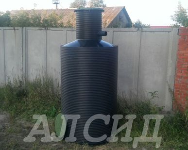 фото Пластиковый колодец для выгребной ямы