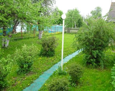 фото Пластиковая плитка для садовых дорожек на даче