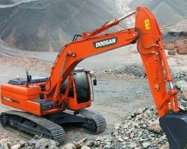 фото Аренда гусеничного экскаватора Hitachi ZAXIS 200LC, Уфа
