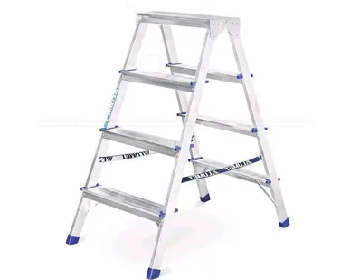 фото Стремянка алюминиевая двухсторонняя А7203 (3ступ., Н=0.65, 2.6кг.)