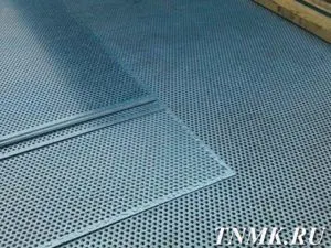 Фото №0 Лист перфорированный оцинкованный 2х1250х2500 мм Rv 10,0-15,0