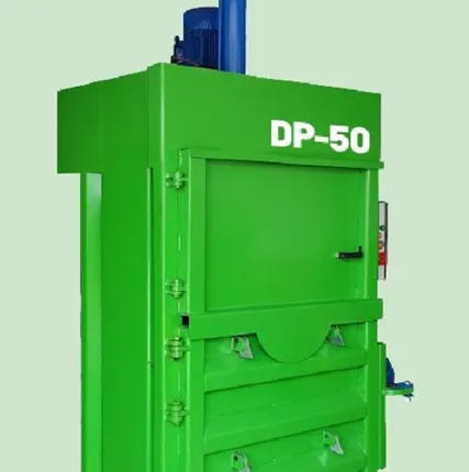Фото №0 Пресс-подборщик / вертикальный пресс пакетировочный для картона и т.п. DP50 в Москве
