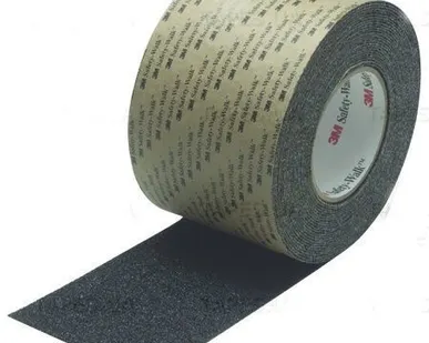 фото Противоскользящая лента грубой зернистости 102 мм