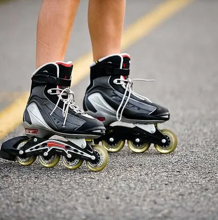 Фото №0 Прокат роликовых коньков