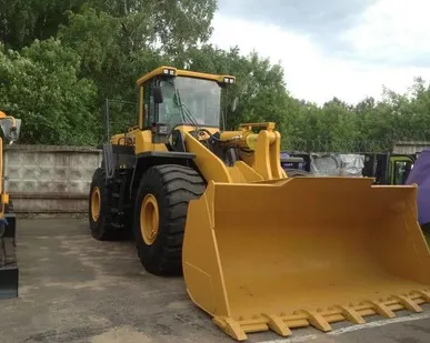фото Фронтальный погрузчик 7 тонн