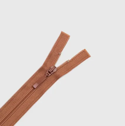 Фото №0 Молния спираль Т6 70см раз. св.коричневый