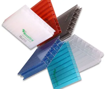 фото Поликарбонат сотовый Novattro