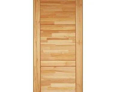 фото Входная дверь гладкая массив сосны.